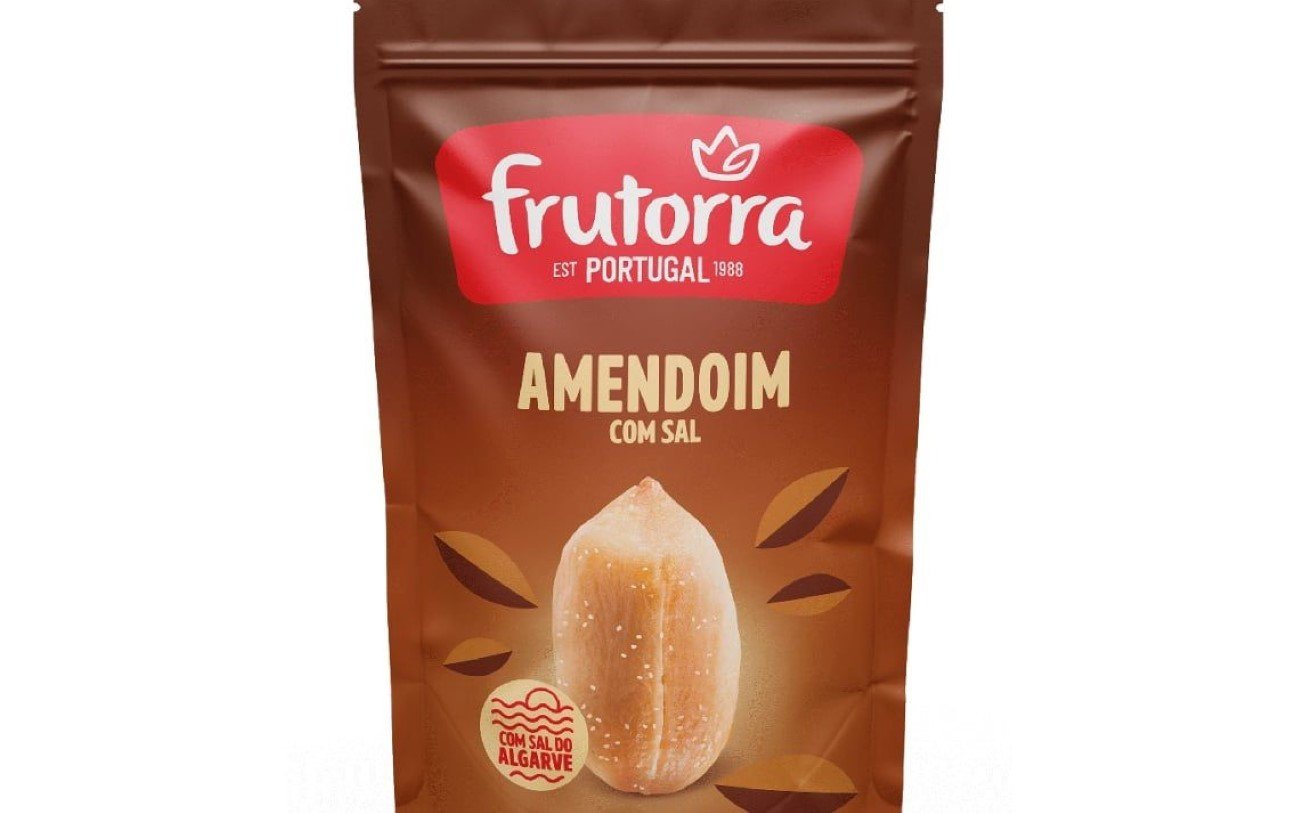 Amendoim frito com sal