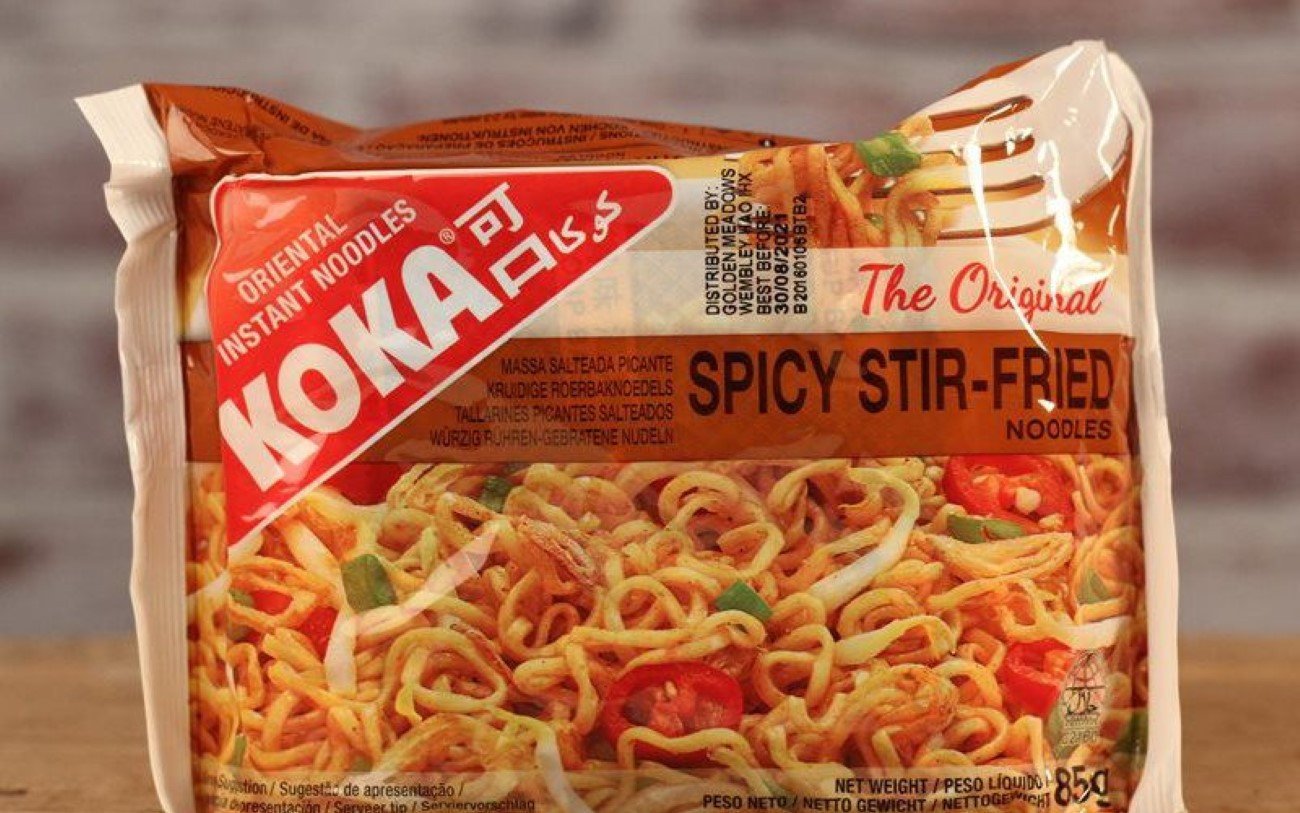 KOKA NOODLES SPICY STIR FRIED